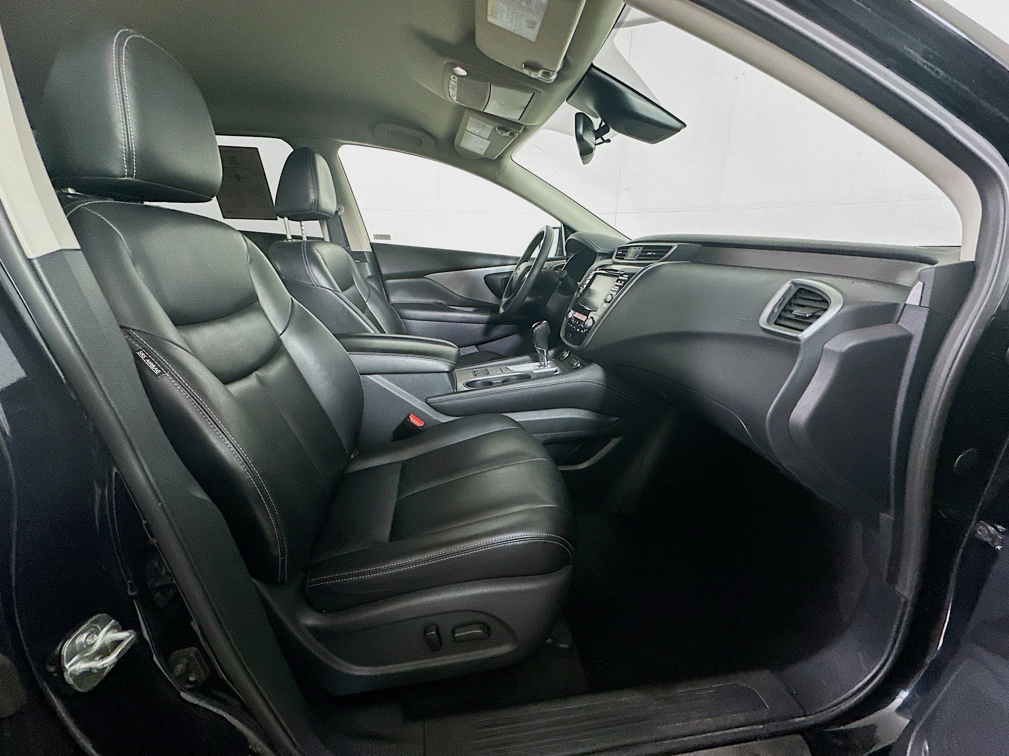 Used 2024 Nissan Murano SV w/ SV Midnight Edition Package image 29