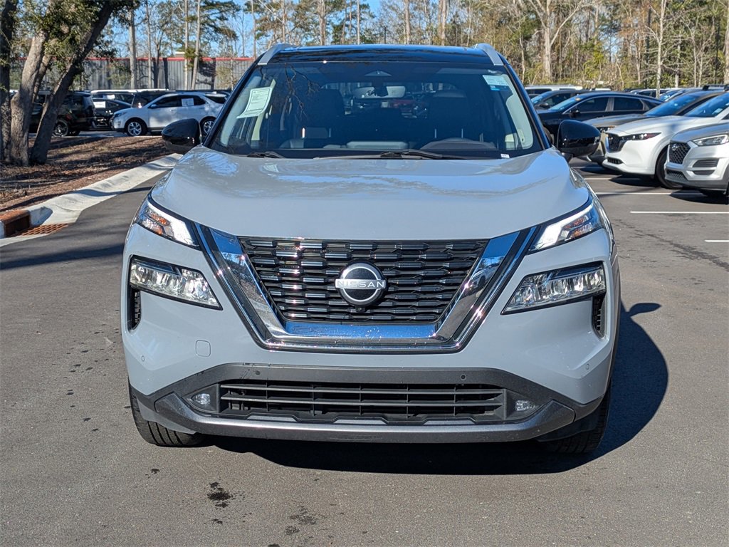 Used 2022 Nissan Rogue SL w/ SL Premium Package image 9