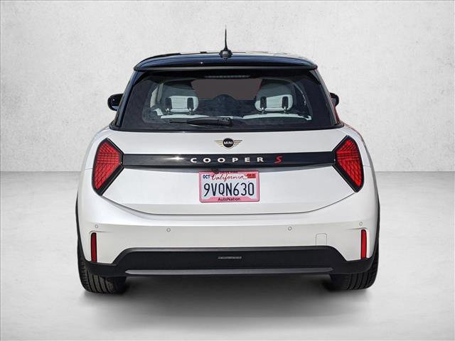 Certified 2025 MINI Cooper S FWD image 7