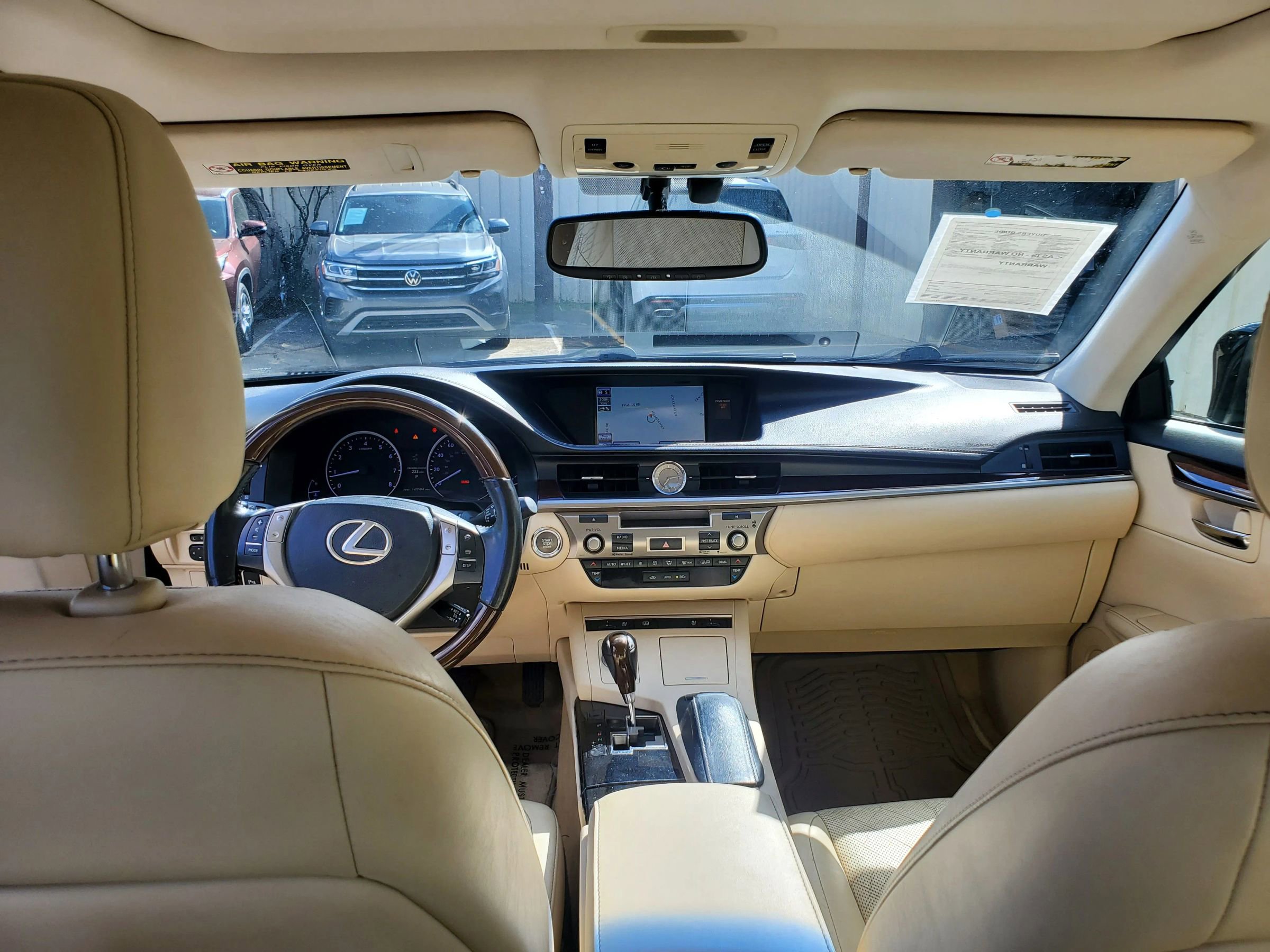 Used 2013 Lexus ES 350 w/ Luxury Pkg image 2