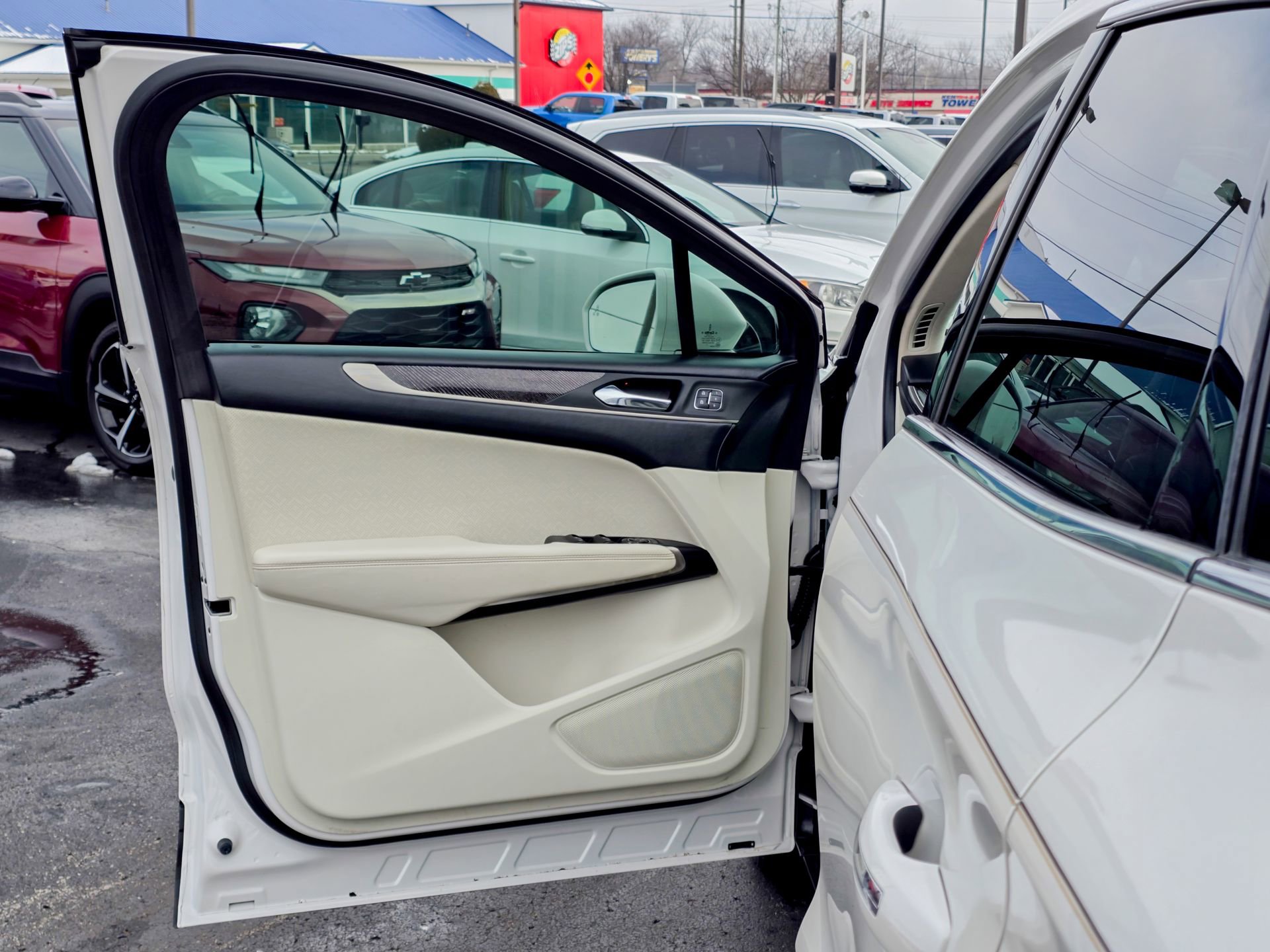 Used 2019 Lincoln MKC Black Label image 30