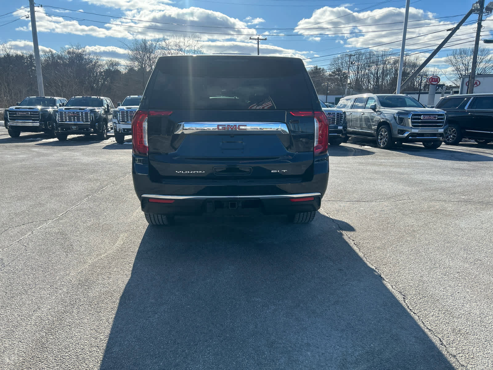 Certified 2022 GMC Yukon XL SLT w/ SLT Premium Package image 6