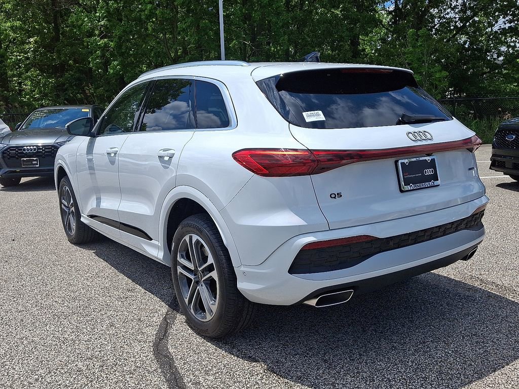 Used 2025 Audi Q5 Premium Plus w/ Premium Plus AWD/4WD image 4
