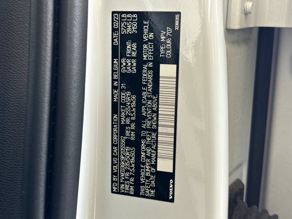 Certified 2023 Volvo C40 Recharge Core AWD/4WD image 27