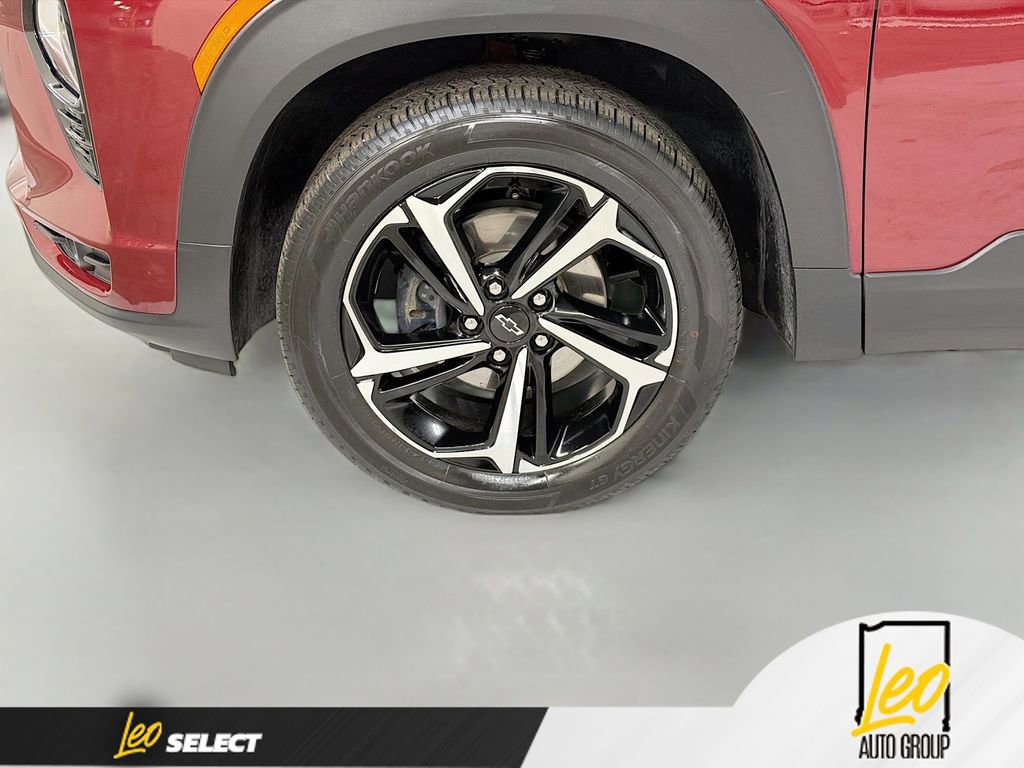 Used 2023 Chevrolet TrailBlazer RS w/ Convenience Package AWD/4WD image 29