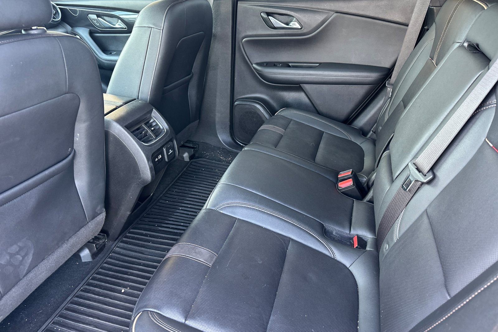 Used 2019 Chevrolet Blazer Premier w/ Sun and Wheels Package image 14