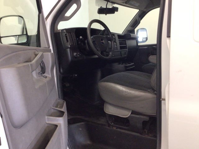 Used 2018 GMC Savana 2500 w/ Driver Convenience Package RWD image 9