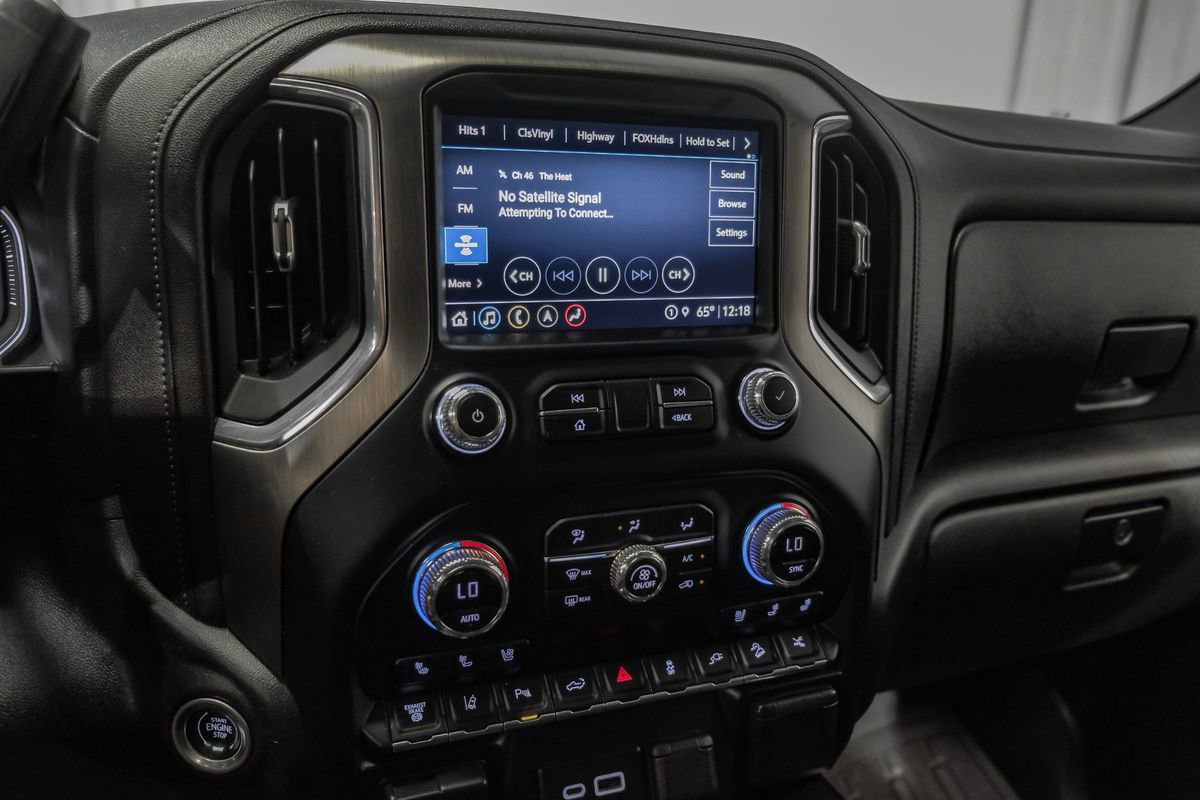 Used 2022 GMC Sierra 2500 Denali w/ Denali Ultimate Package AWD/4WD image 25