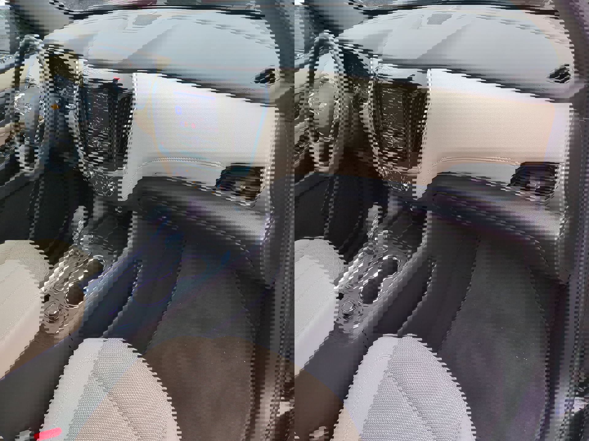 Certified 2023 Chevrolet Traverse LS w/ Safety Package image 28