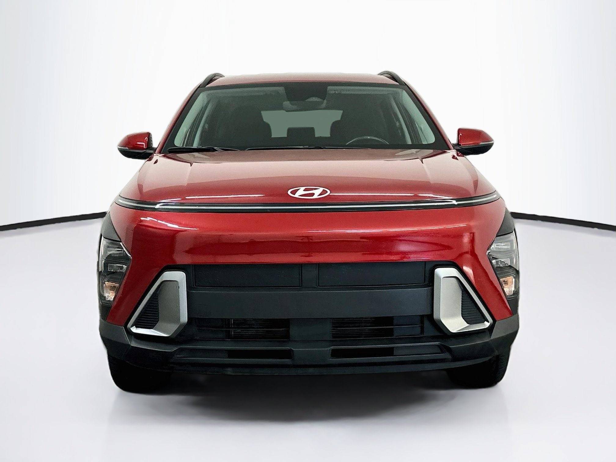 Used 2025 Hyundai Kona SEL AWD/4WD image 2