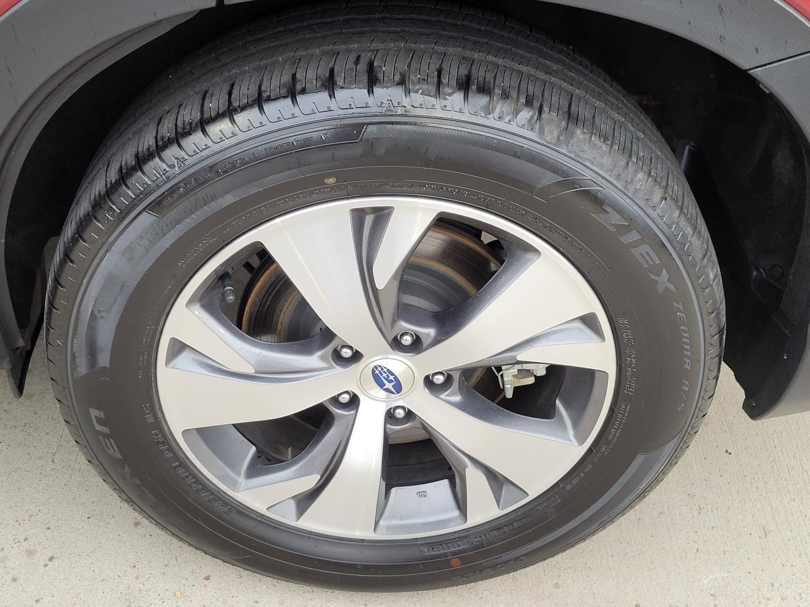 Certified 2025 Subaru Ascent Premium image 23