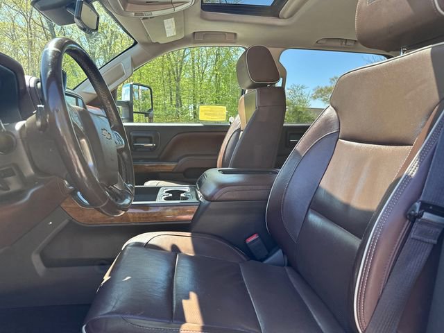 Used 2017 Chevrolet Silverado 2500 High Country AWD/4WD image 40