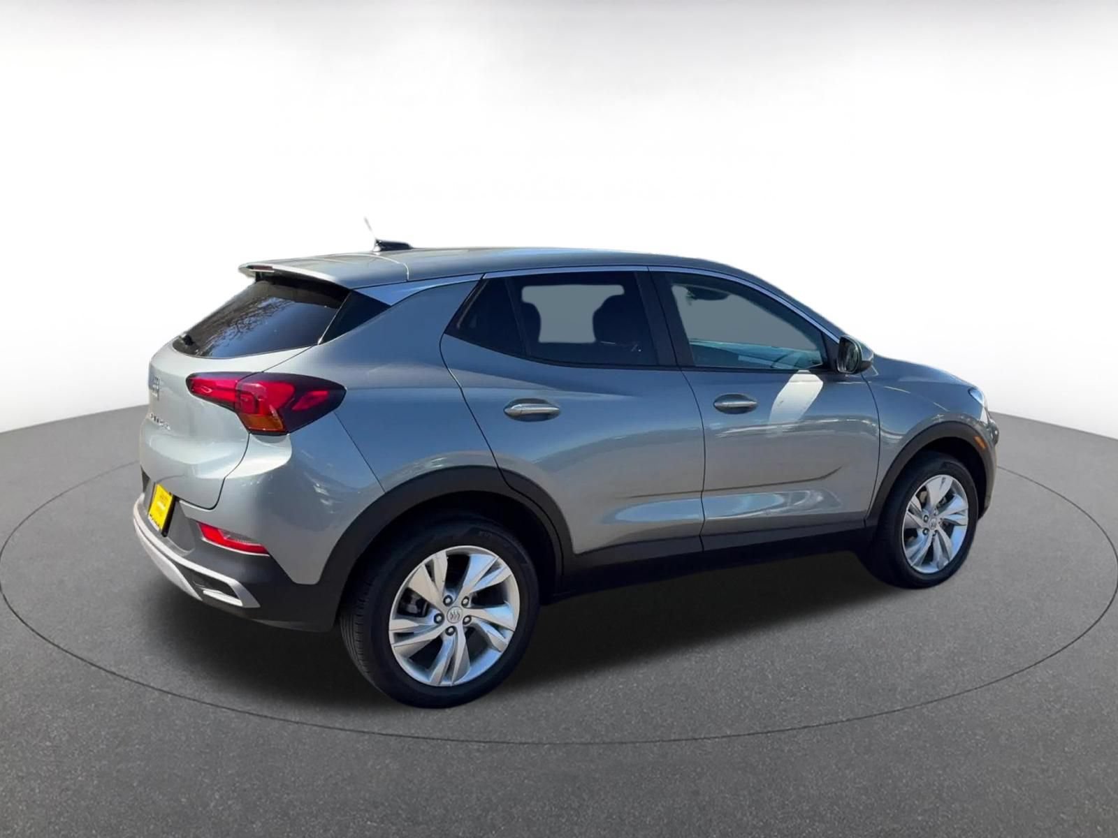 Used 2025 Buick Encore GX Preferred AWD/4WD image 15
