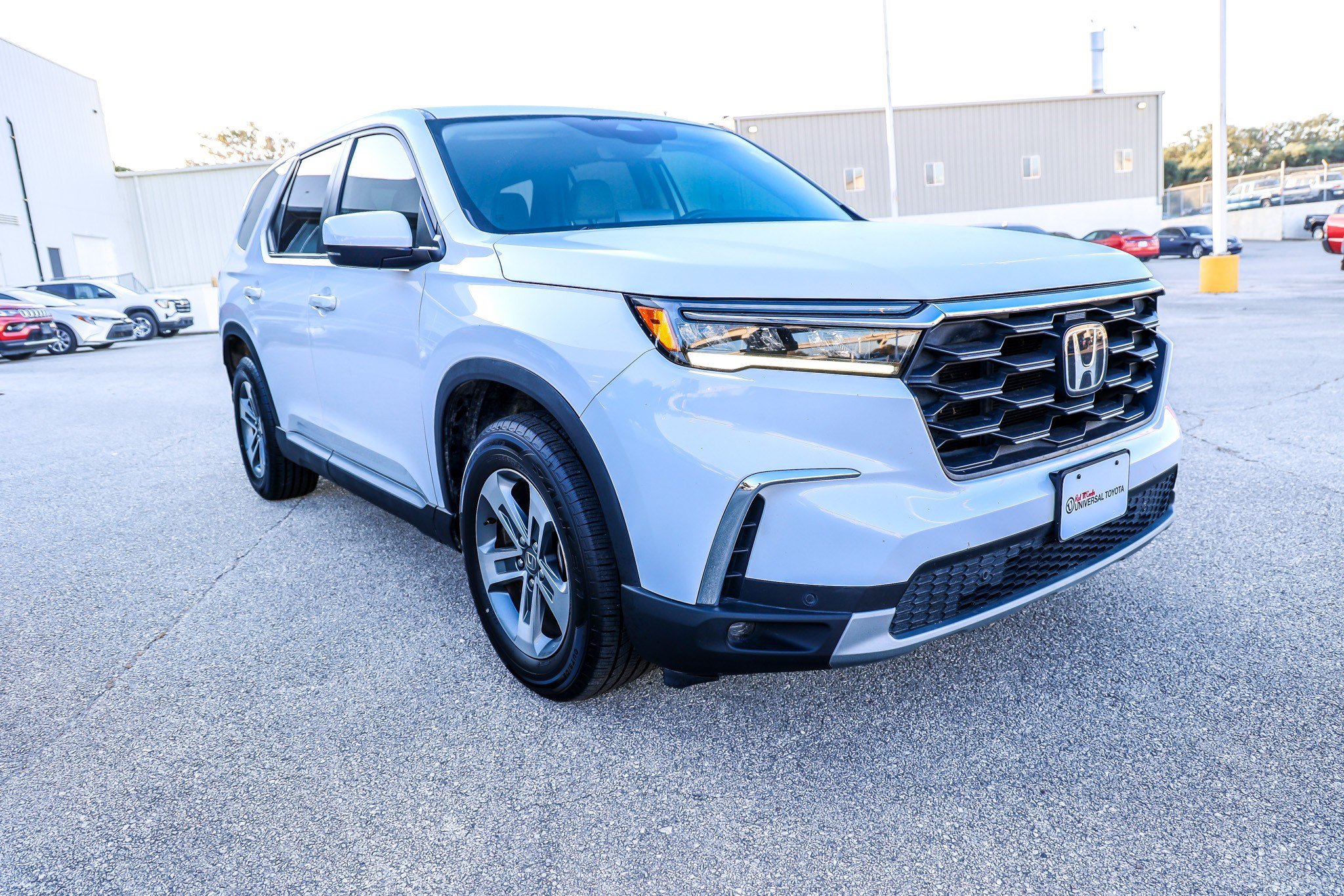 Used 2024 Honda Pilot EX-L image 5