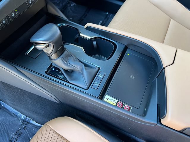 Used 2025 Lexus ES 300h w/ Premium Package FWD image 26