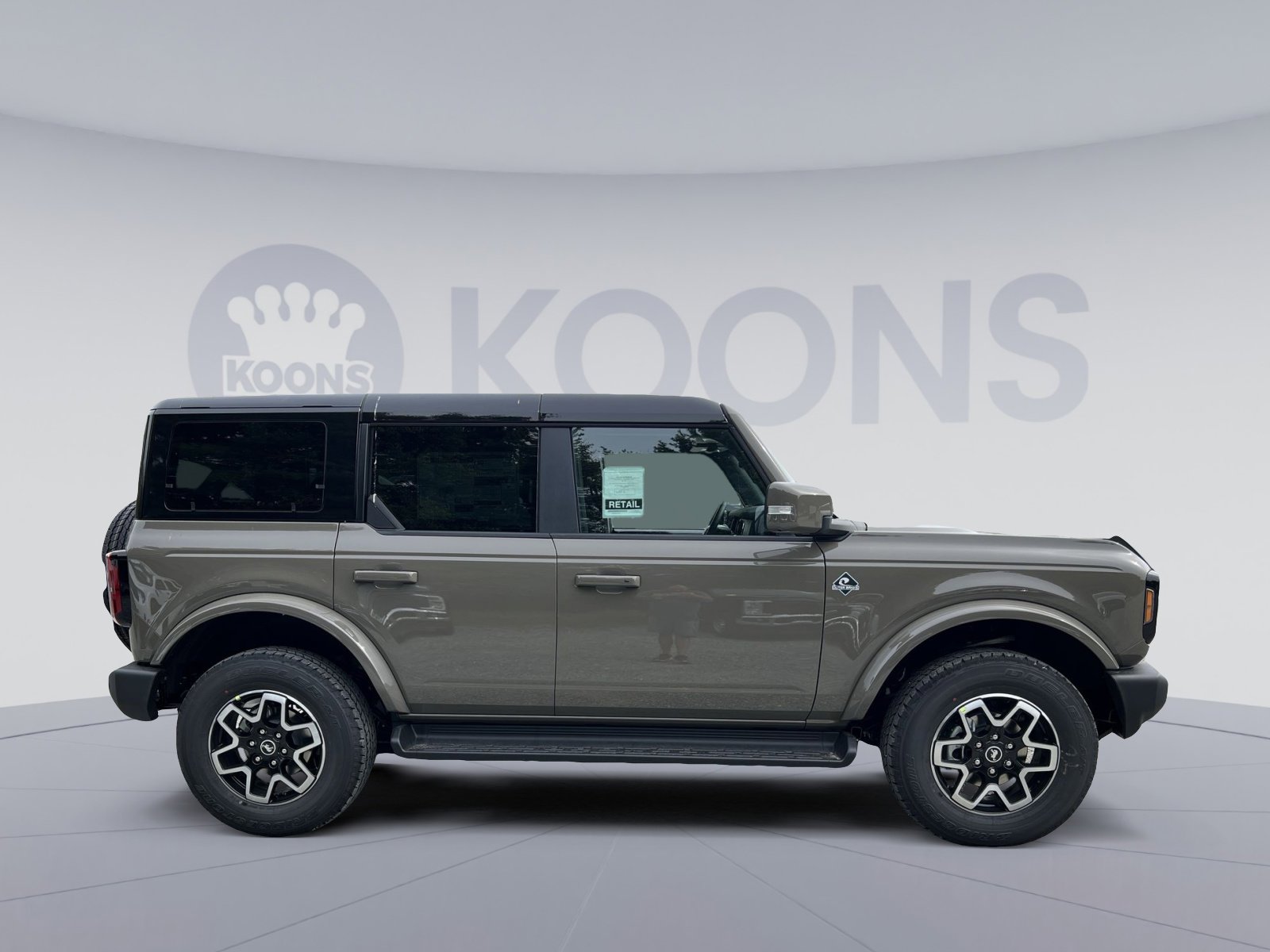 New 2025 Ford Bronco Outer Banks image 8