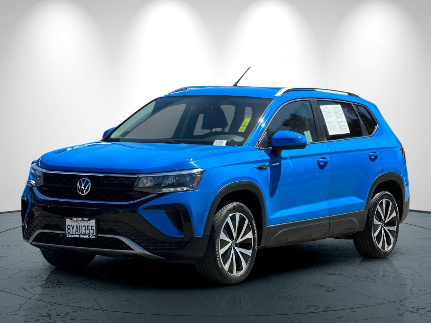 Used 2022 Volkswagen Taos SE image 8