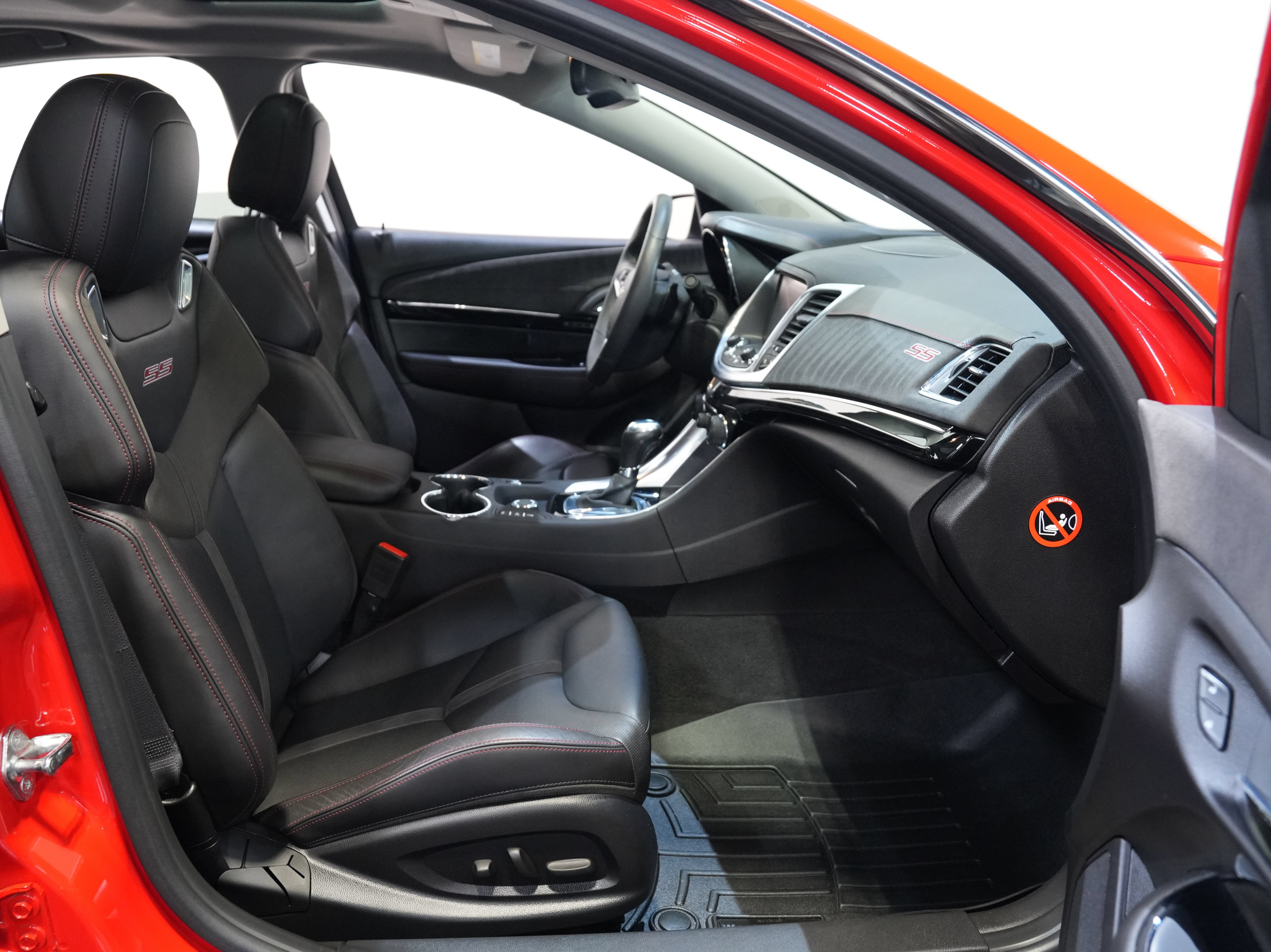 Used 2017 Chevrolet SS RWD image 33