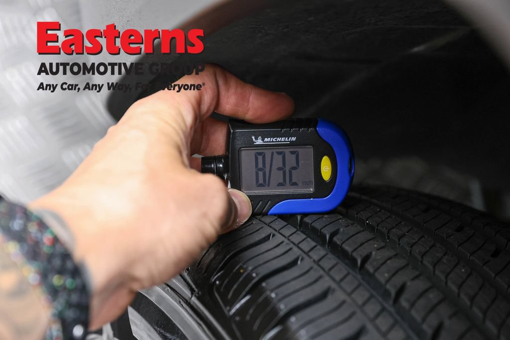 Used 2021 Jeep Renegade Latitude AWD/4WD image 28