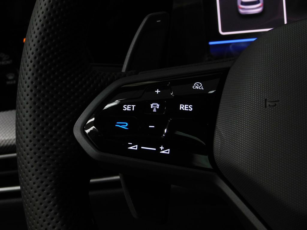 Used 2026 Volkswagen Golf image 50