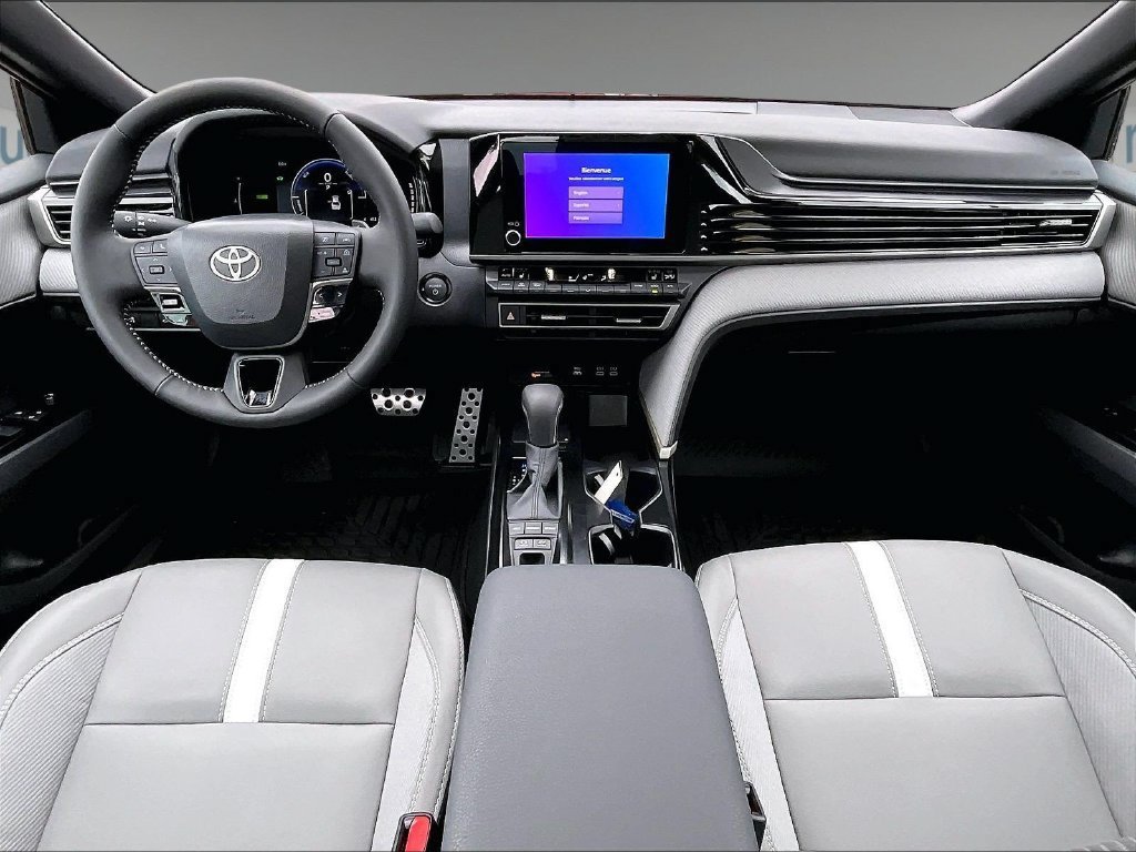 Used 2026 Toyota Camry SE w/ Convenience Package AWD/4WD image 21