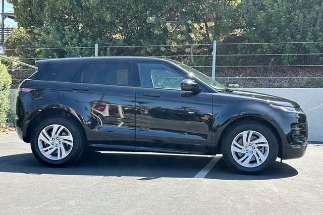 Certified 2022 Land Rover Range Rover Evoque R-Dynamic S AWD/4WD image 6