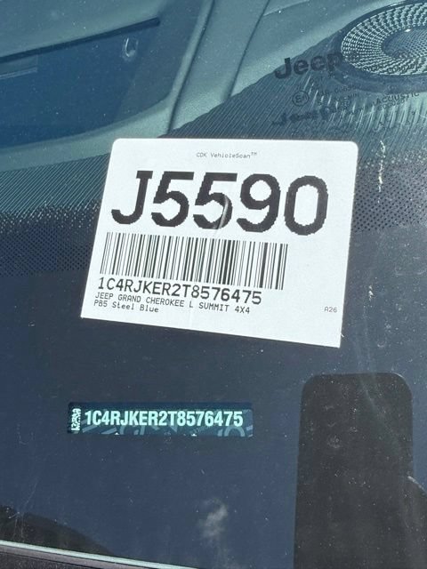 New 2026 Jeep Grand Cherokee L Summit AWD/4WD image 36
