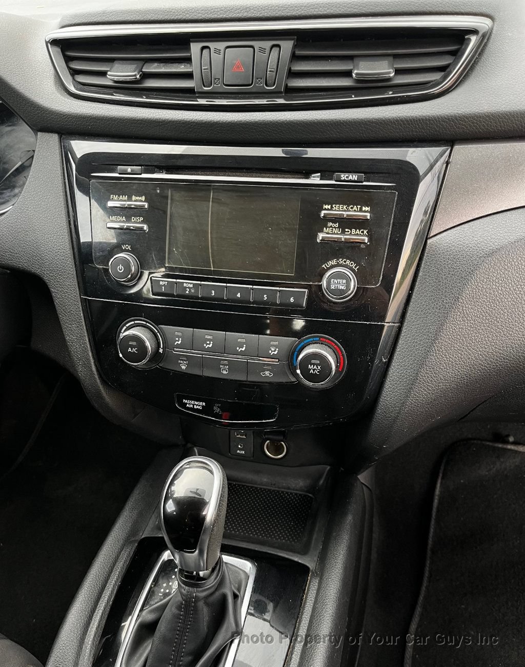 Used 2018 Nissan Rogue Sport S w/ S Appearance Package AWD/4WD image 21