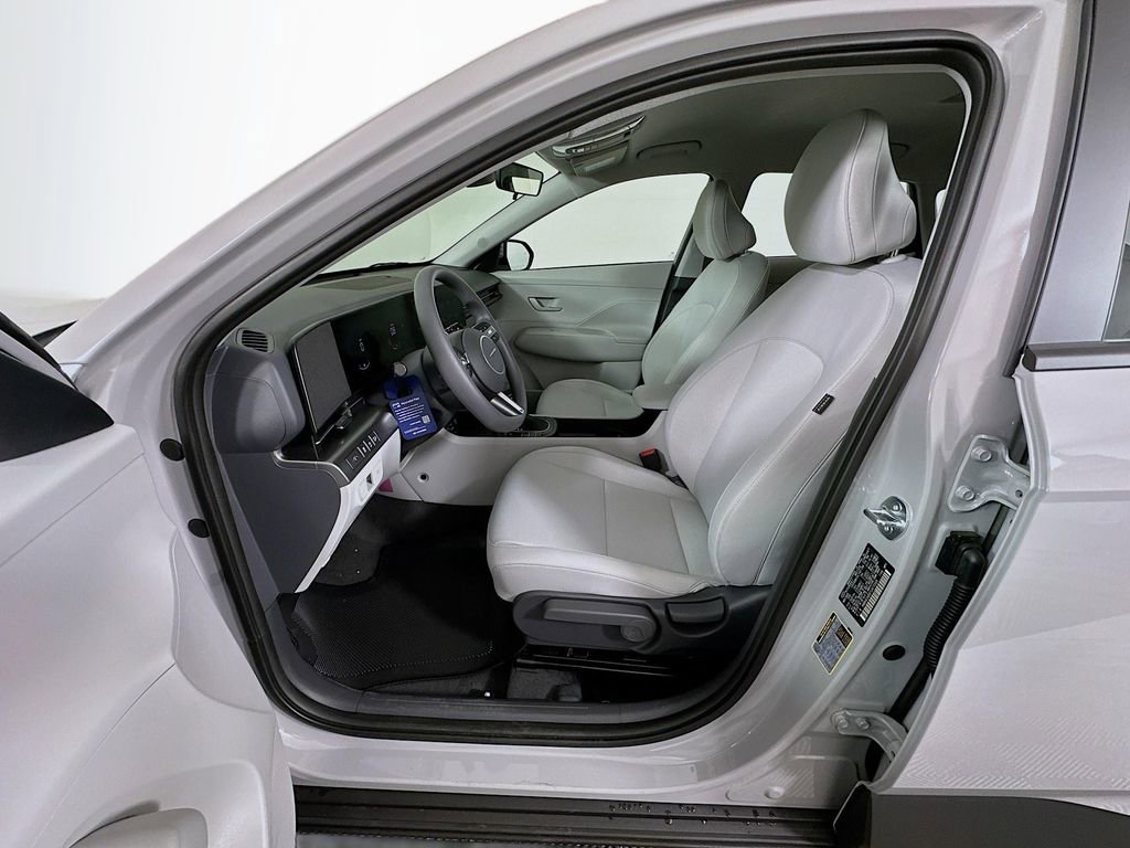 New 2026 Hyundai Kona SE image 15