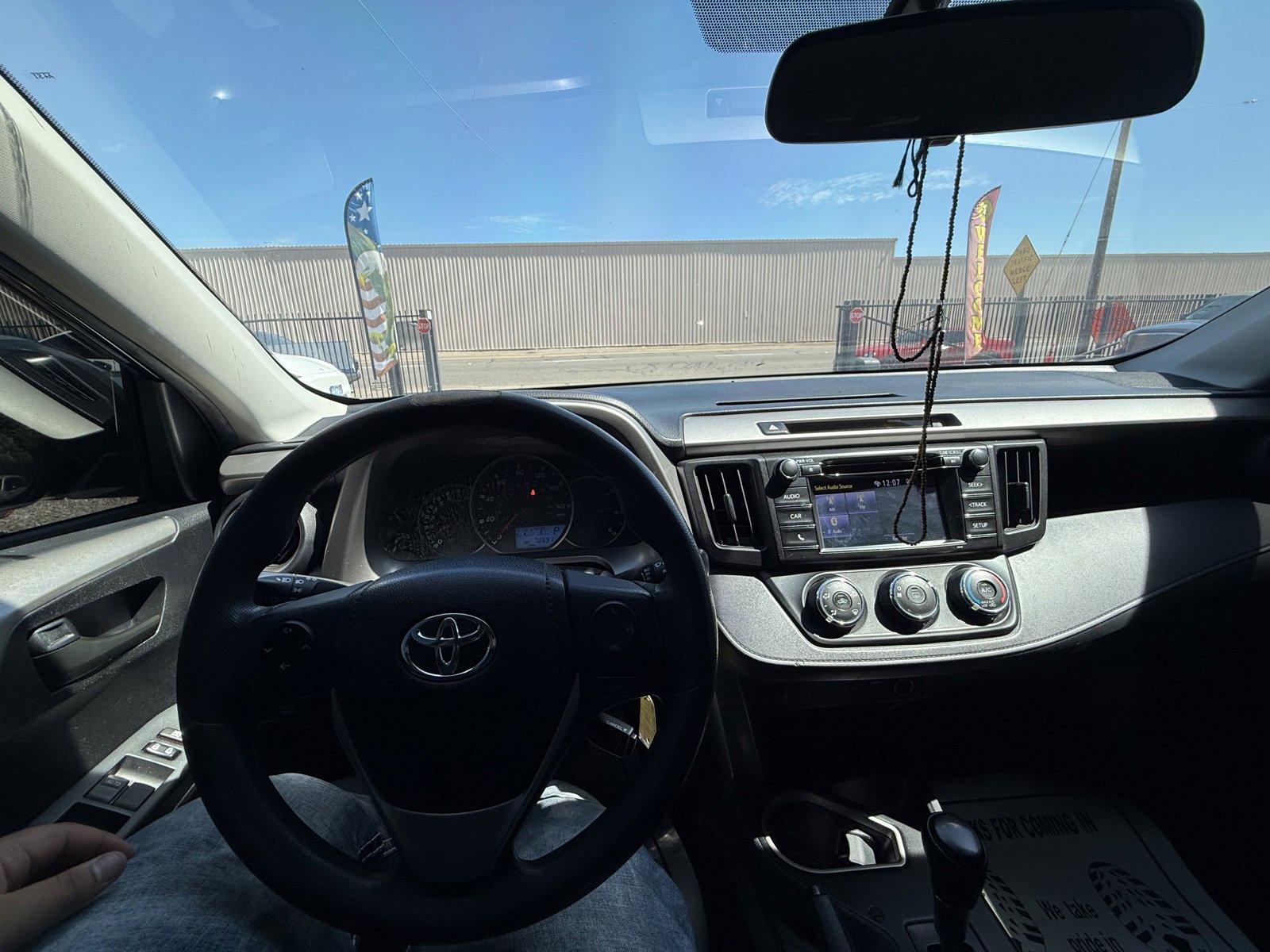 Used 2016 Toyota RAV4 LE image 10