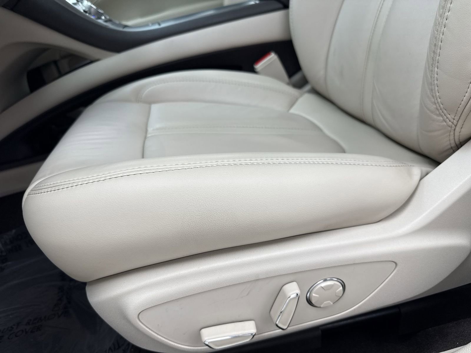 Used 2019 Lincoln MKZ Reserve image 28