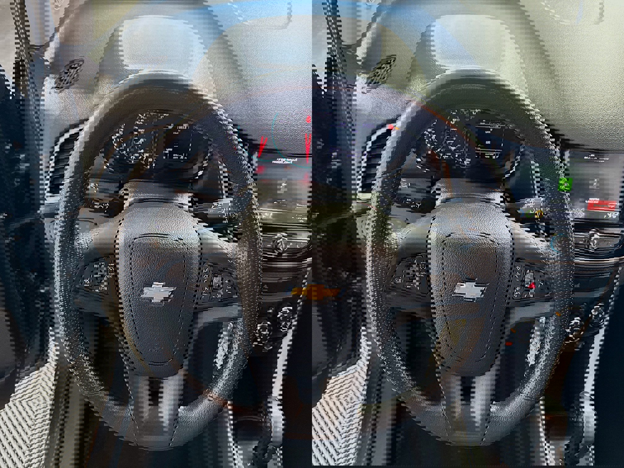 Used 2019 Chevrolet Trax LT image 14