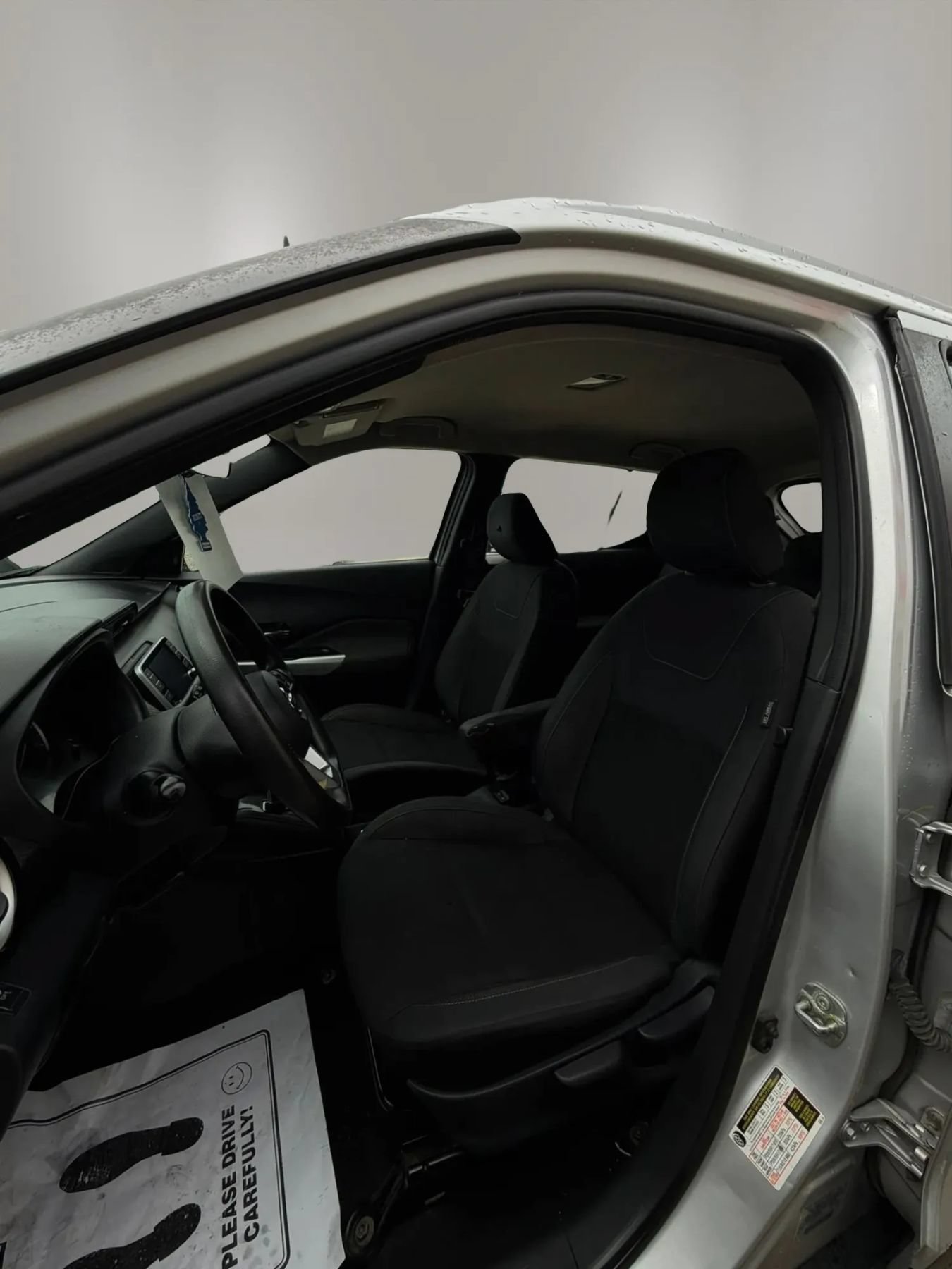 Used 2019 Nissan Kicks SV FWD image 13