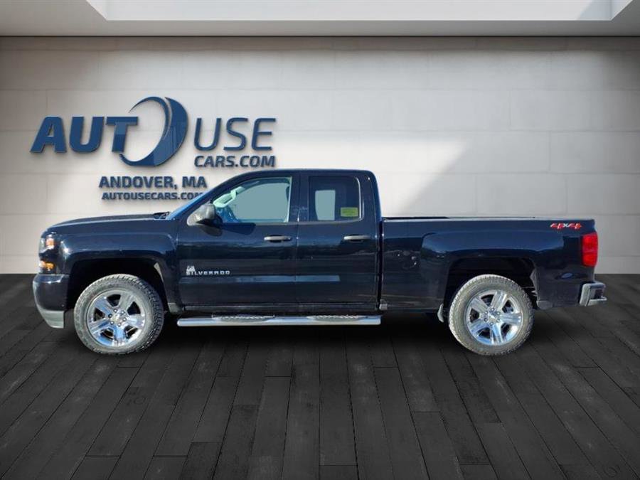 Used 2019 Chevrolet Silverado 1500 Custom w/ Custom Convenience Package image 2