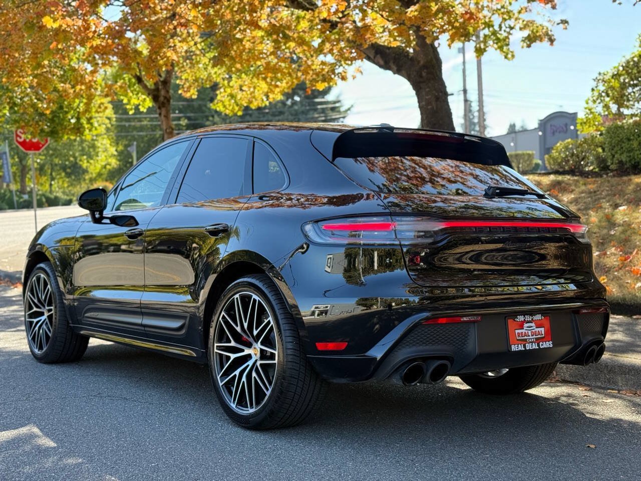 Used 2022 Porsche Macan GTS AWD/4WD image 4