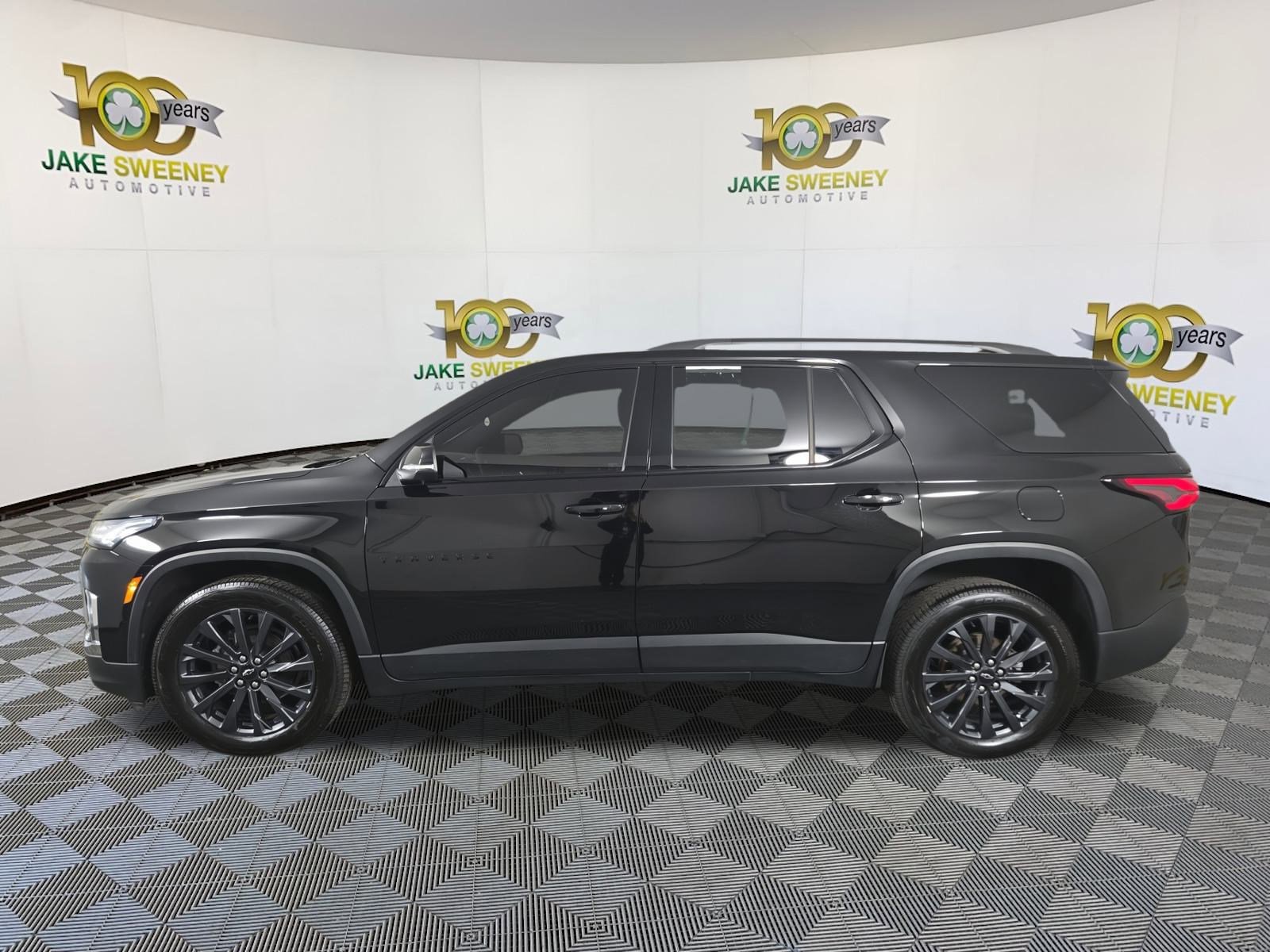 Used 2023 Chevrolet Traverse RS image 5