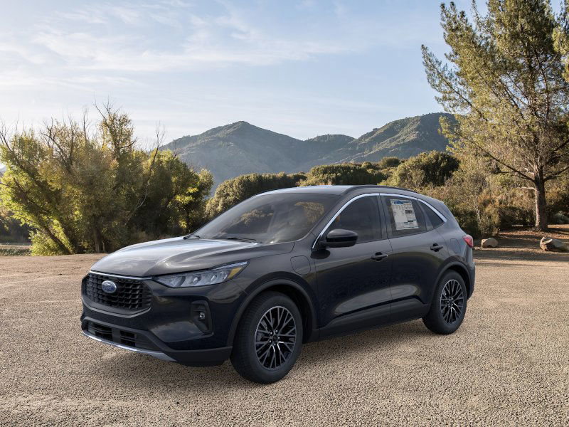 New 2025 Ford Escape SE