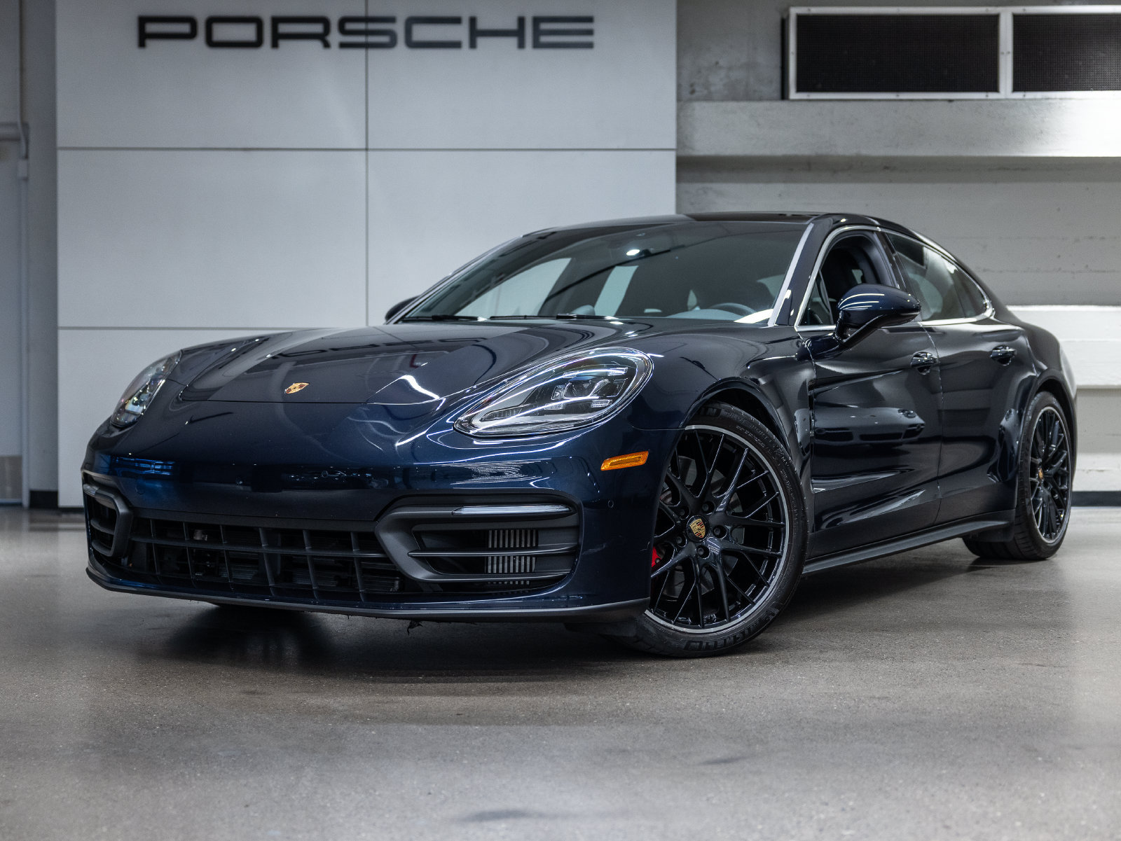 Certified 2022 Porsche Panamera 4S