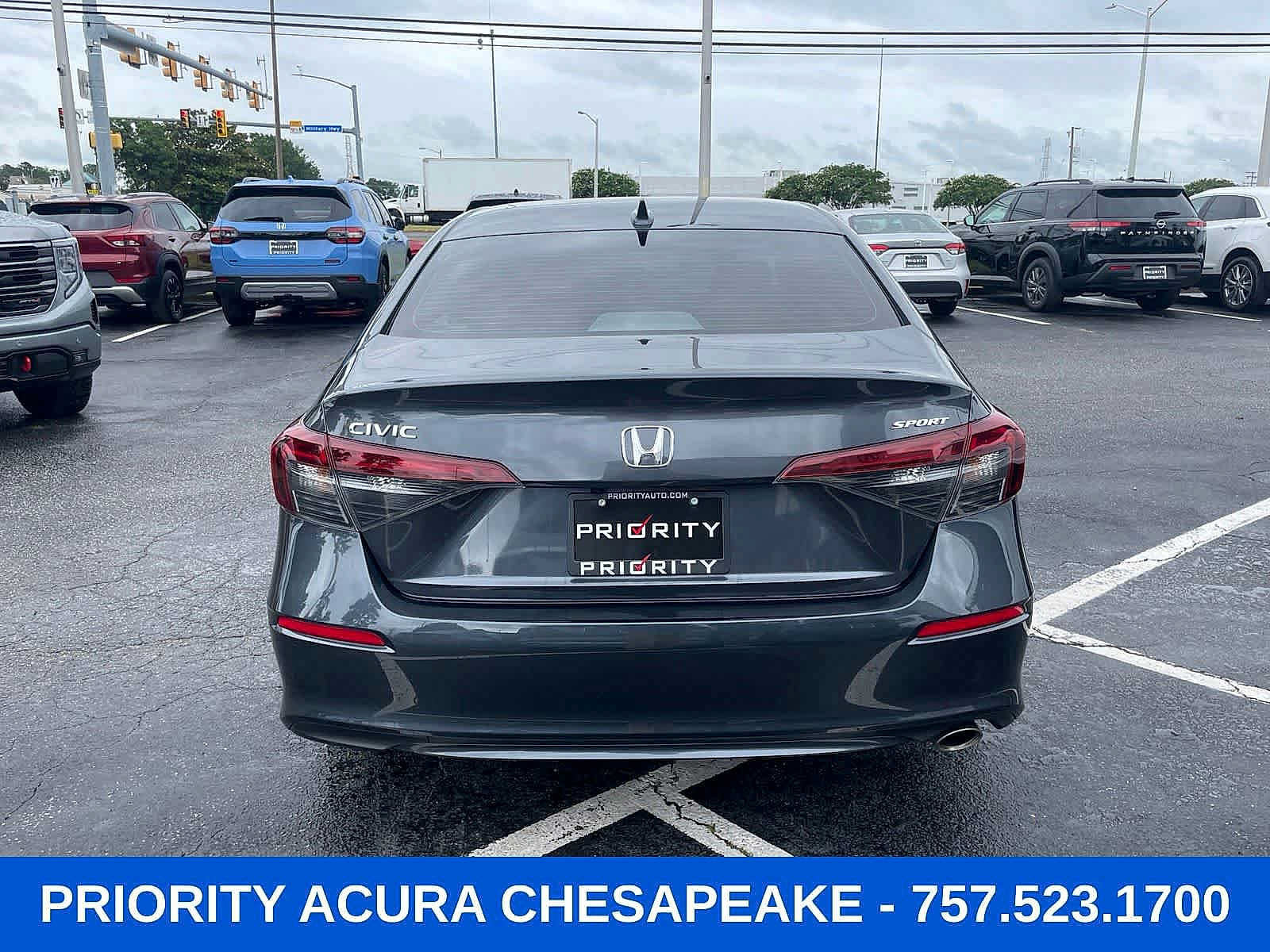 Used 2025 Honda Civic Sport image 3