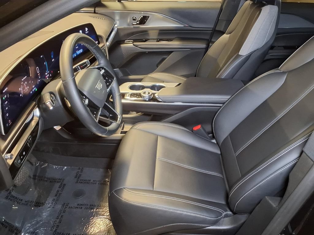 Certified 2024 Cadillac Lyriq Tech AWD/4WD image 13