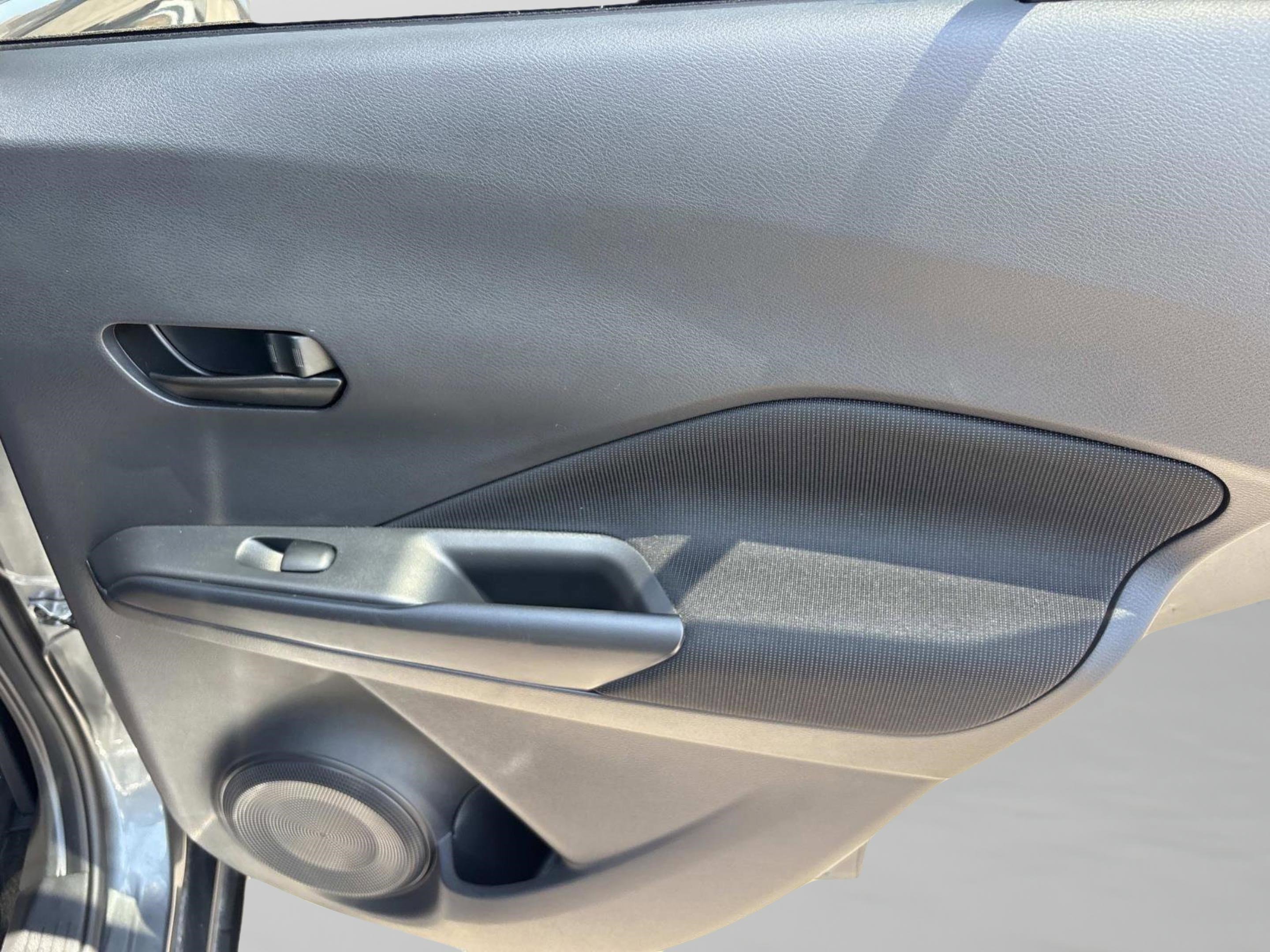 Used 2025 Nissan Kicks Play S FWD image 22