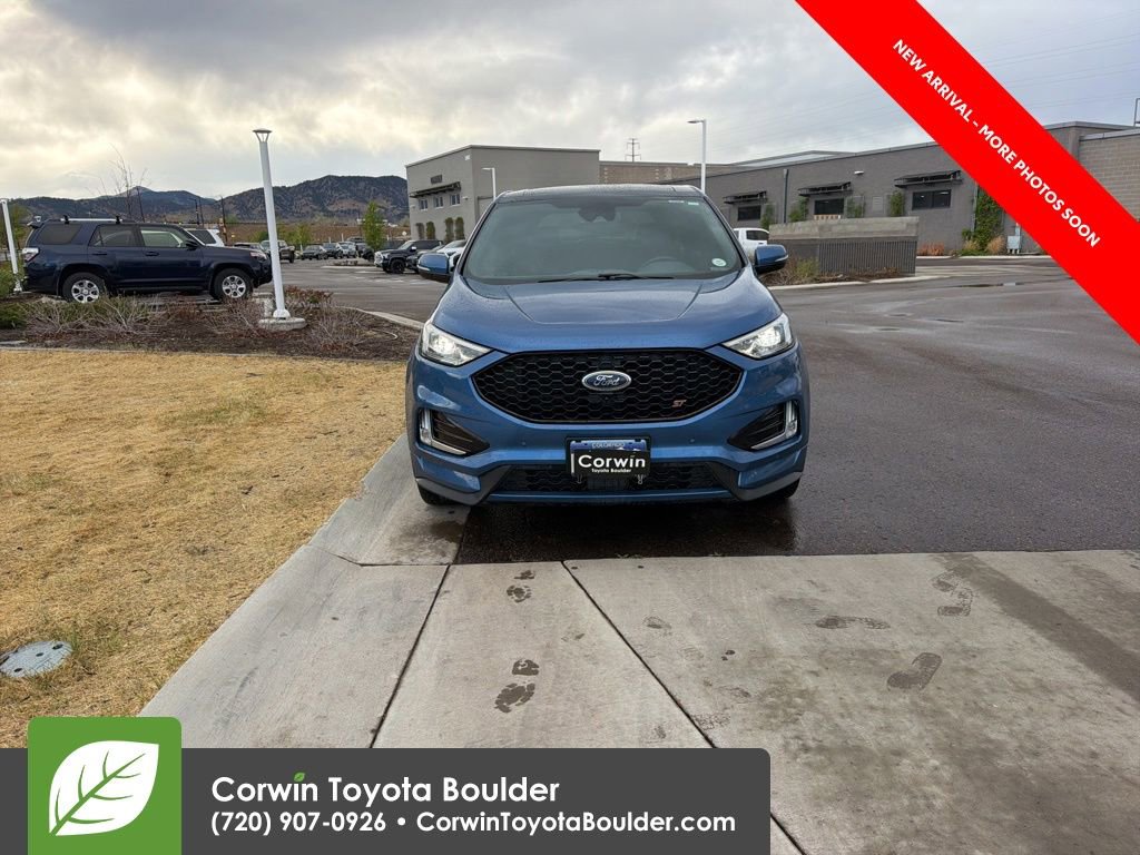 Used 2021 Ford Edge ST w/ Equipment Group 401A image 2