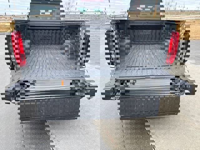 Certified 2024 GMC Sierra 1500 SLT w/ SLT Convenience Package image 26