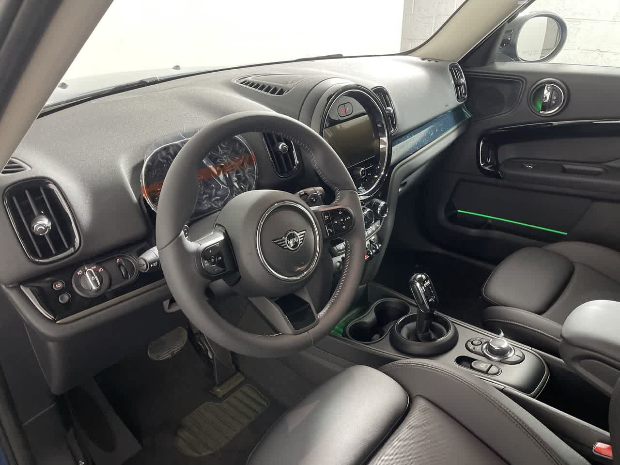 Used 2024 MINI Cooper Countryman S w/ Premium Package AWD/4WD image 12