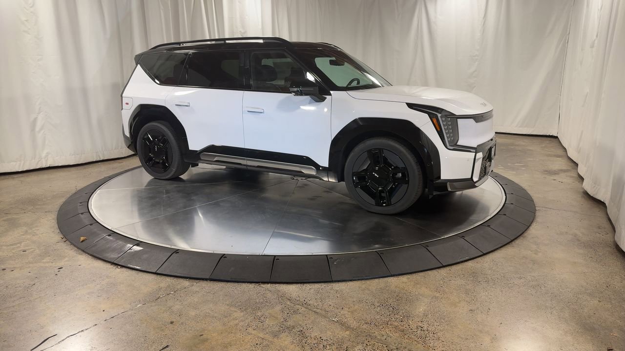 New 2026 Kia EV9 GT-Line image 2
