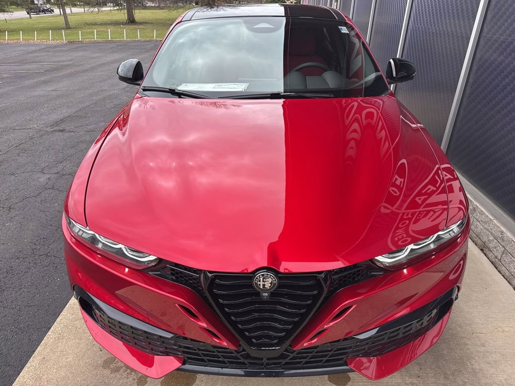 New 2026 Alfa Romeo Tonale Veloce w/ Quick Order Package 23H Volce image 5