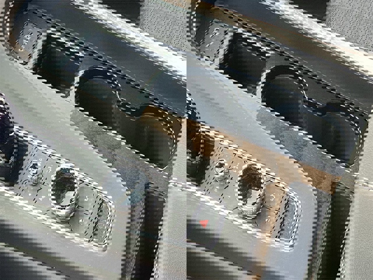 Certified 2024 Cadillac Escalade ESV Sport Platinum w/ LPO, ONYX Package image 32