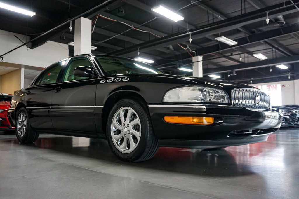 Used 2004 Buick Park Avenue Ultra w/ Ultra Luxury Package FWD image 2