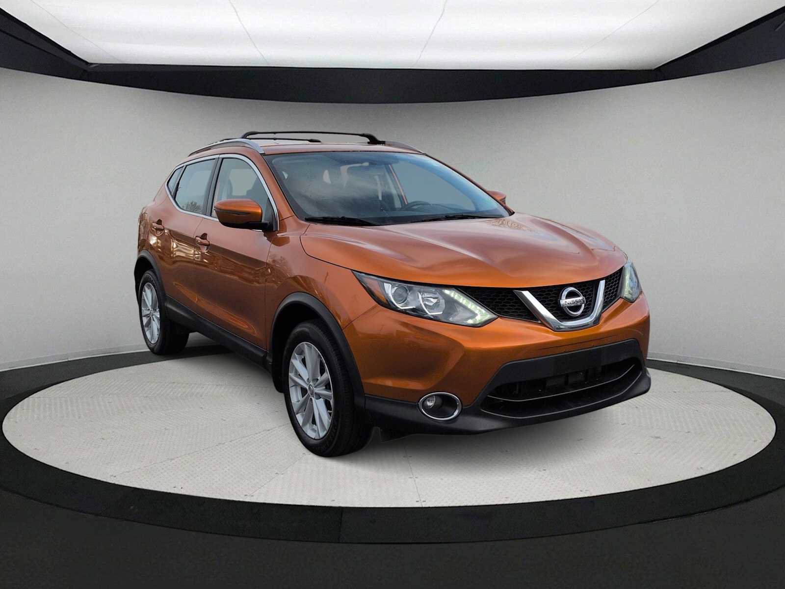 Used 2017 Nissan Rogue Sport SV w/ SV All-Weather Package image 2