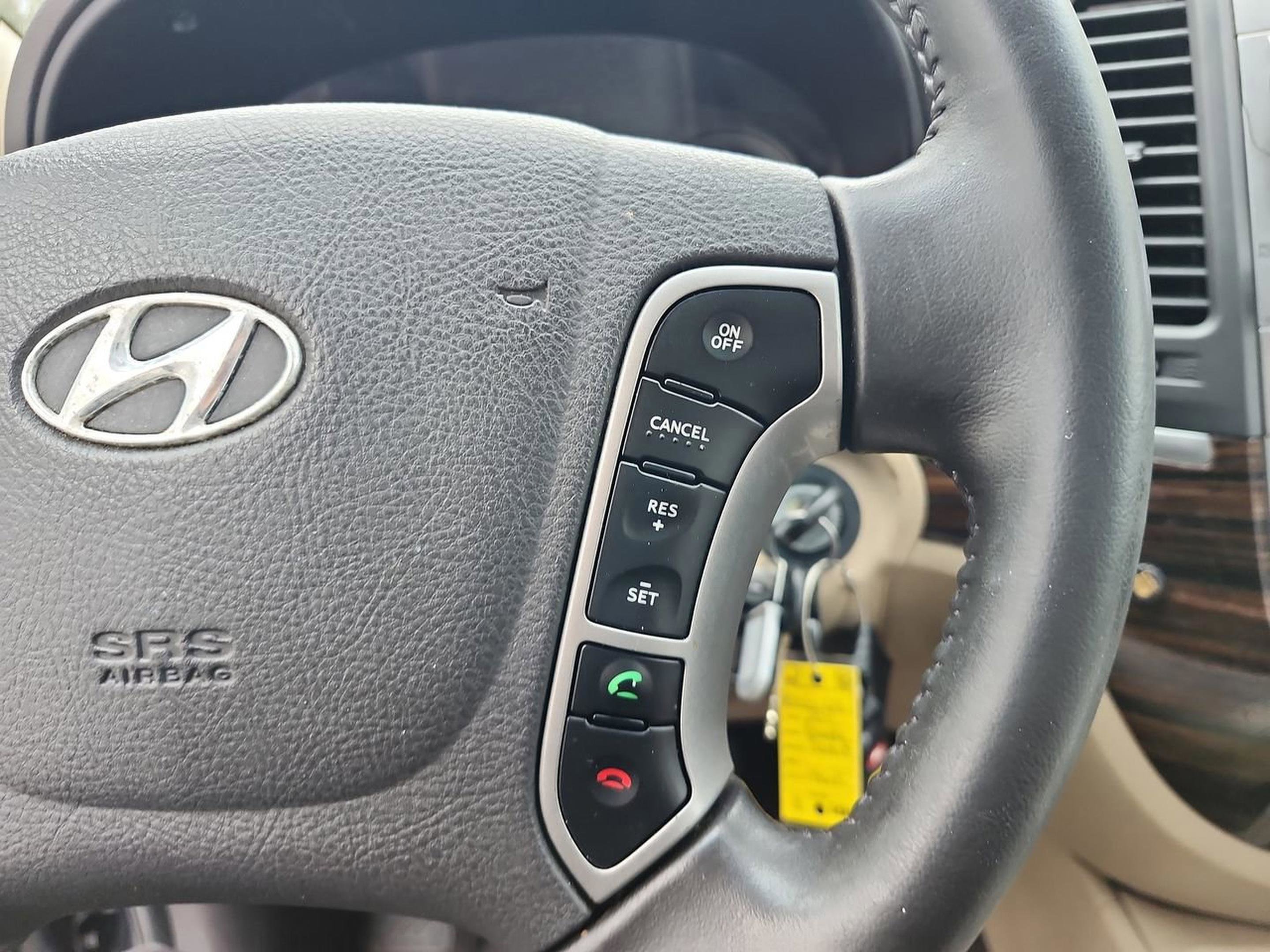 Used 2011 Hyundai Santa Fe Limited image 33